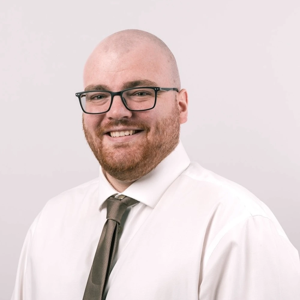 Tom - Smethurst & Co